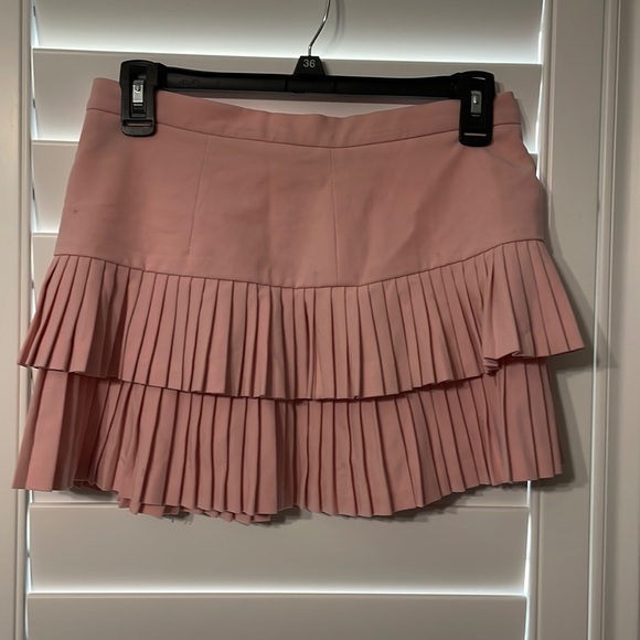 BCBGMaxAzria Dresses & Skirts - Mini pleated skirt